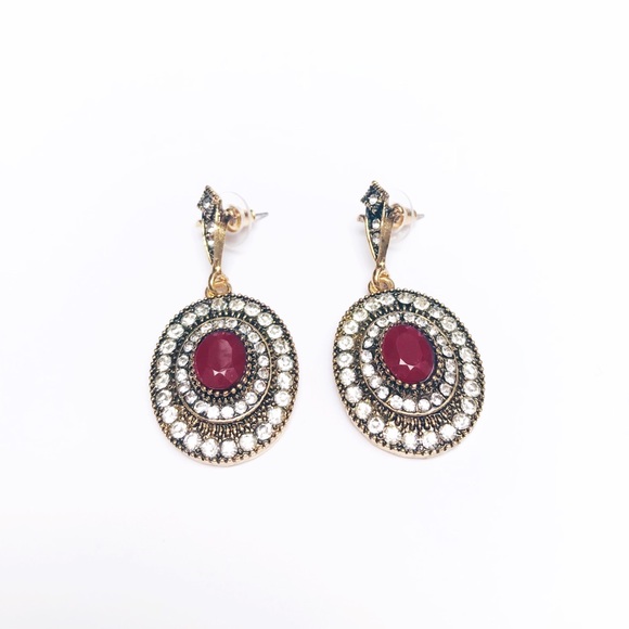 Gold/bronze earrings with rhinestones & red accent - Picture 5 of 8